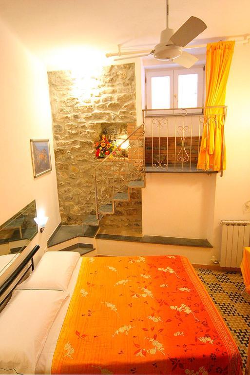Francamaria Rooms Vernazza Rum bild
